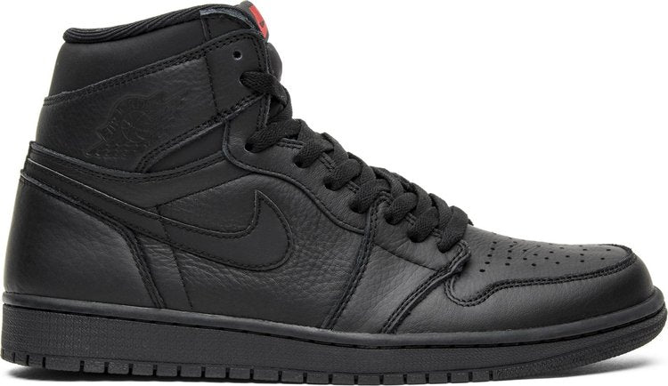 Nike Air Jordan 1 Retro High OG 'Triple Black'