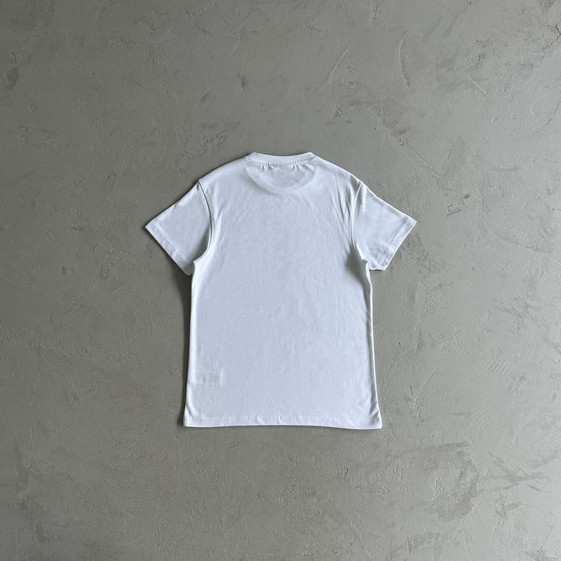 Camiseta Syna World x Evian Logo