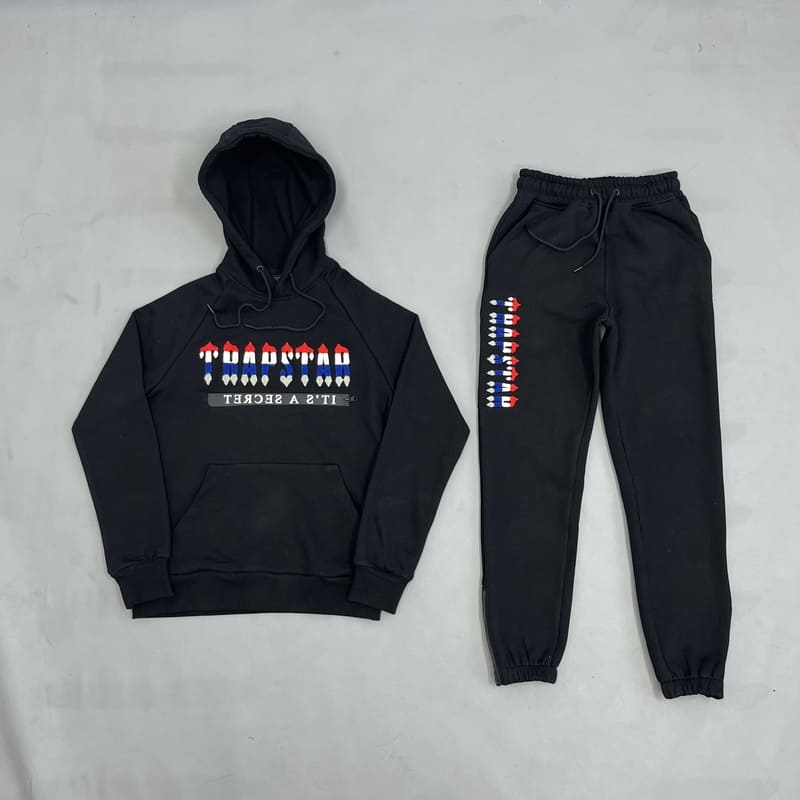 Conjunto Trapstar Chenille Decoded 2.0 Hooded