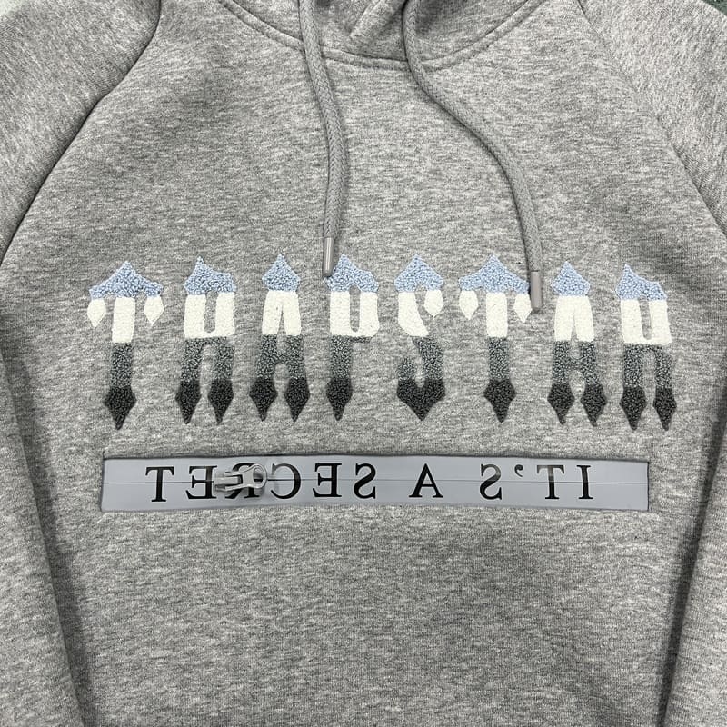 Conjunto Trapstar Chenille Decoded 2.0 Hoodie Grey/Ice Blue