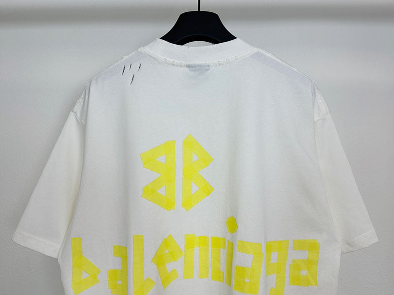 Camiseta Balenciaga Tape Type Branco