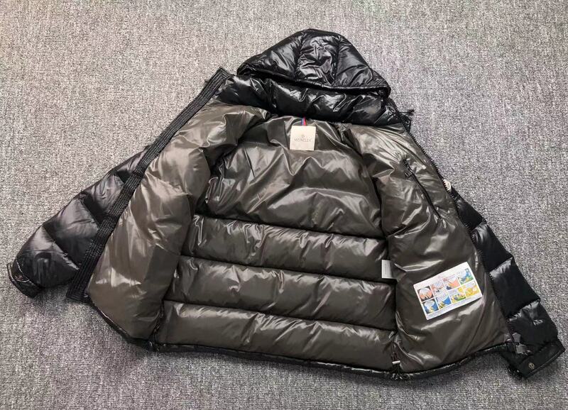 Jaqueta Moncler Maya Black