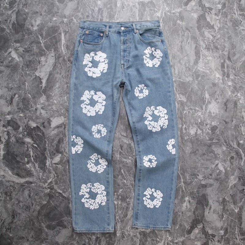 Calça Denim Tears x Levi's Cotton Wreath Jean Ligh Wash