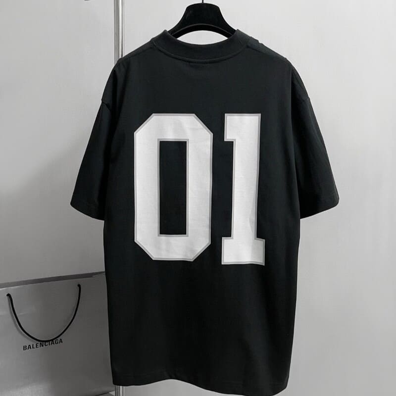 Camiseta Balenciaga Basketball Series Preto