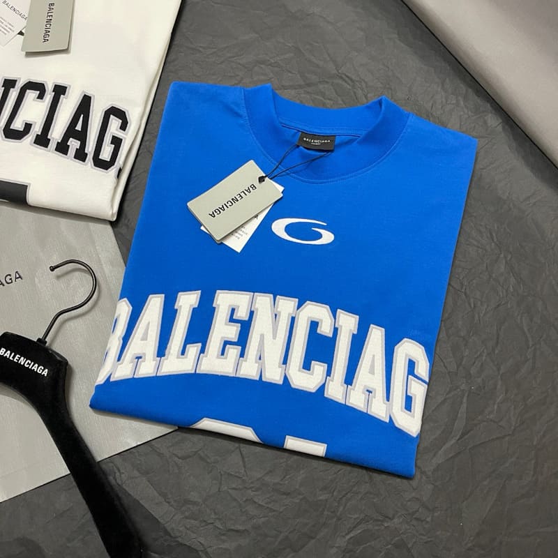 Camiseta Balenciaga Basketball Series Azul