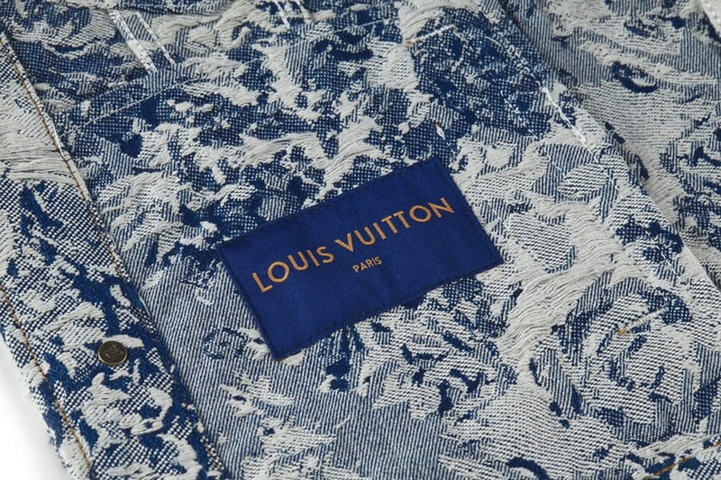 Jaqueta Louis Vuitton Distressed Floral Denim