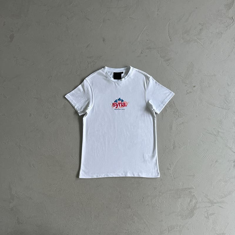 Camiseta Syna World x Evian Logo