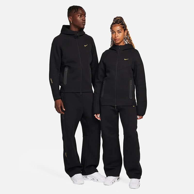 Conjunto Calça Nike x NOCTA Tech Fleece Black