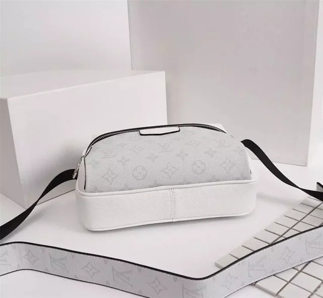 Louis Vuitton Bag Outdoor Messenger Optic White